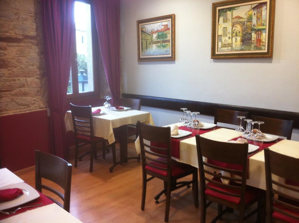 Airinos Aires Hotel Santiago de Compostela Bagian luar foto